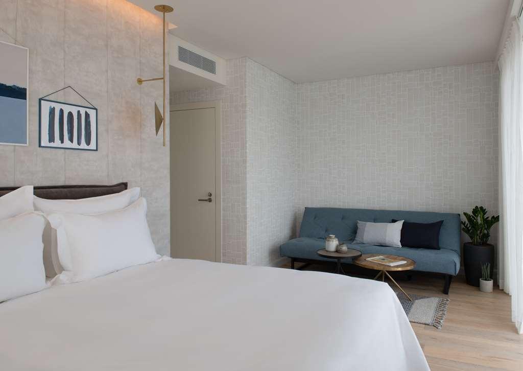Ink Hotel
